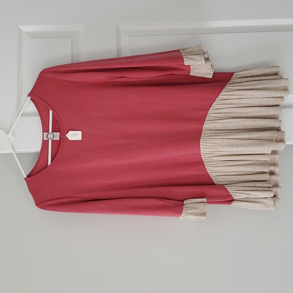 NWT Honeyme top